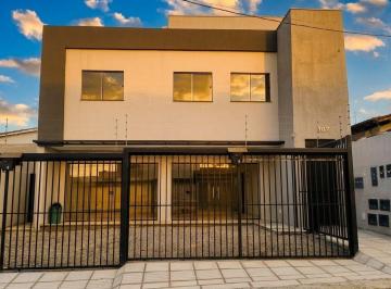 Comercial · 60m² · Imóvel Comercial para alugar em Candeias de 60.00m²
