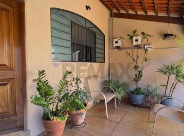Casa · 300m² · 6 Quartos · 4 Vagas · Casa para venda em Jardim Califórnia de 300.00m² com 6 Quartos, 6 Suites e 4 Garagens