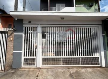 Casa · 175m² · 3 Quartos · 1 Vaga · Sobrado para venda em Esplanada Independência de 175.00m² com 3 Quartos, 1 Suite e 1 Garagem