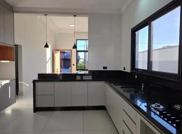 Casa · 164m² · 3 Quartos · 2 Vagas · Casa de Condomínio para venda em Residencial Lagos D'icaraí de 164.00m² com 3 Quartos, 3 Suites e 2