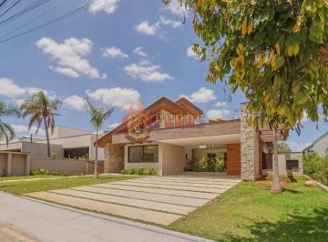 Casa · 402m² · 5 Quartos · 5 Vagas · Casa de Alto Padrão à Venda – Residencial Fazenda Imperial