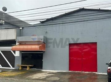 Comercial · 372m² · 2 Quartos · 9 Vagas · Encontre Seu Galpão Comercial em Peruíbe!