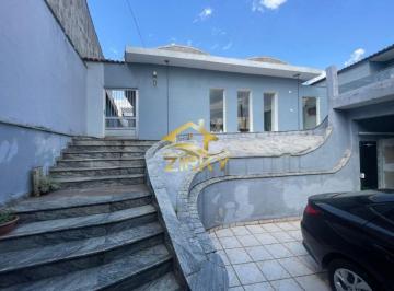 Casa · 20m² · 1 Quarto · Casa entrada compartilhada