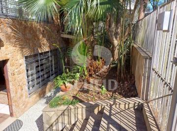 Casa · 312m² · 5 Quartos · 6 Vagas · Sobrado à venda no Tremembé, 312 m², 5 dormitórios, 6 vagas de garagem
