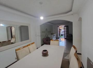 Casa · 300m² · 4 Quartos · 2 Vagas · Casa em Condomínio - Condomínio Residencial Planalto - Vila Industrial - 4 Suítes - Residencial Pla