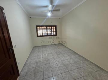 Casa · 250m² · 3 Quartos · 2 Vagas · Casa Sobrado - Residencial São Francisco - 3 Dormitórios - 220m².
