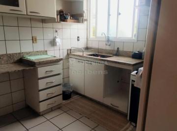 Apartamento · 64m² · 2 Quartos · 1 Vaga · Apartamento a venda no Parque Estoril com 02 dormitórios, sendo 01 suíte, 01 banheiro social, armári
