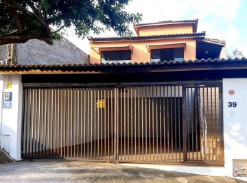 Casa · 200m² · 3 Quartos · 4 Vagas · Sobrado para venda em Residencial São José de 200.00m² com 3 Quartos, 1 Suite e 4 Garagens