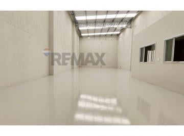 Comercial · 400m² · Galpão / Depósito / Armazém para alugar em Jardim Nova Europa de 400.00m²