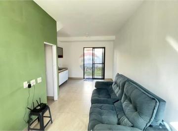 Casa · 65m² · 2 Quartos · 1 Vaga · Casa de Condomínio para alugar em Jardim Das Orquídeas de 65.00m² com 2 Quartos e 1 Garagem