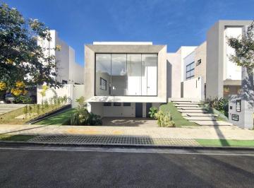 Casa · 262m² · 4 Quartos · 2 Vagas · Casa de Condomínio para venda em Primavera de 262.00m² com 4 Quartos, 3 Suites e 2 Garagens