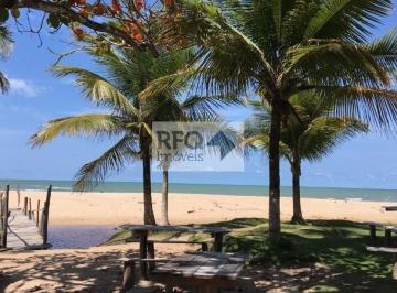Casa · 10000m² · Terreno à venda em Prado-BA, bairro Rio da Paixão: 10.000,00 m²! Pé na areia!!