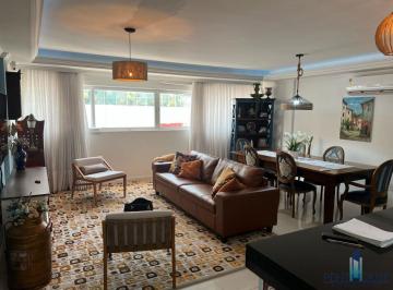 Apartamento · 108m² · 3 Quartos · 2 Vagas · Apartamento Zona Central para Venda em Balneário Camboriú, BARRA SUL, 3 dormitórios, 1 suíte, 3 banh