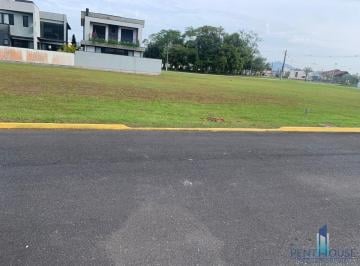 Casa · 383m² · Terreno em Condomínio para Venda em Camboriú, Santa Regina