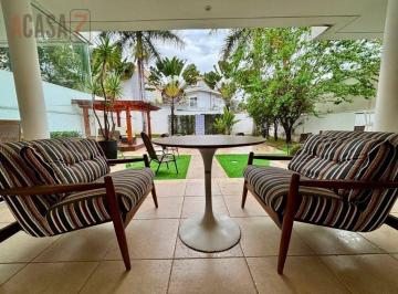 bc26ac147ef432fcda6170996767e2e9caf77433 · Casa espaçosa no Condomínio Tivoli, zona sul de Sorocaba-SP