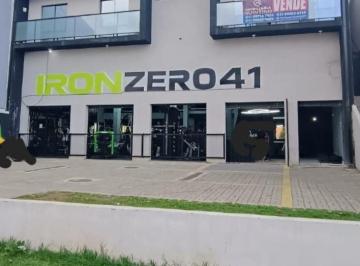 Comercial · 245m² · PRÉDIO COMERCIAL À VENDA - 5 LOJAS + 4 KITNETS | CAMPO DE SANTANA