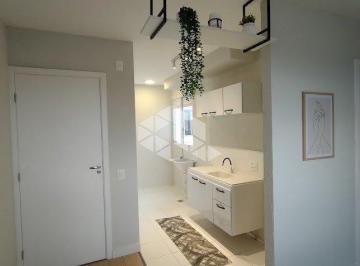 Apartamento · 42m² · 2 Quartos · 1 Vaga · Apartamento reformado com 2 quartos, 1 banheiro e vaga de garagem em condomínio