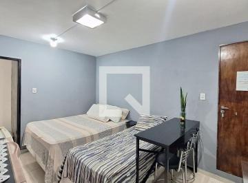 Esta espaçosa casa mobiliada oferece 300 metros quadrados de conforto e elegânci · Casa à Venda - Lapa, 5 Quartos, 300 m2