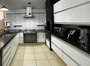 Casa · 141m² · 4 Quartos · 6 Vagas · Casa para venda em Jardim Piratininga de 141.00m² com 4 Quartos, 2 Suites e 6 Garagens