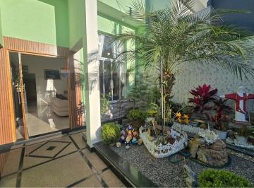 Casa · 168m² · 3 Quartos · Casa de Condomínio para venda em Condomínio Portal Da Serra de 167.79m² com 3 Quartos e 3 Suites