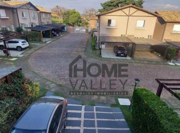 Casa · 70m² · 2 Quartos · 2 Vagas · Casa de Condomínio para venda em Condomínio Moinho Verde de 70.00m² com 2 Quartos e 2 Garagens