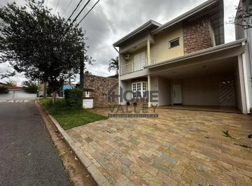 Casa · 234m² · 3 Quartos · 4 Vagas · Casa de Condomínio para venda em Condomínio São Joaquim de 234.00m² com 3 Quartos, 3 Suites e 4 Gara