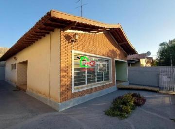Casa · 134m² · 2 Quartos · 3 Vagas · Casa para venda em Centro de 134.00m² com 2 Quartos e 3 Garagens