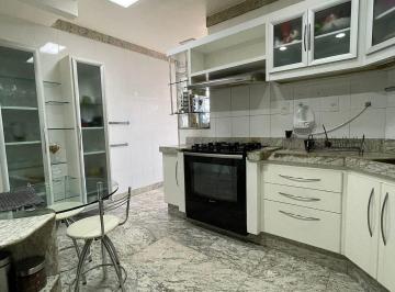 Apartamento · 160m² · 4 Quartos · 2 Vagas · Apartamento para venda em Candeias de 160.00m² com 4 Quartos, 3 Suites e 2 Garagens