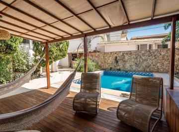 Casa · 375m² · 5 Quartos · 3 Vagas · Casa para venda em Jardim Guanabara de 375.00m² com 5 Quartos e 3 Garagens