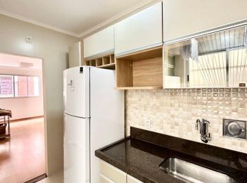 Apartamento de 2 quartos, Vitória · Apartamento em Jardim Camburi, 2 quartos, reformado, sol da manhã.