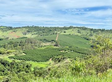 Rural de 4 quartos, Bom Sucesso · Negócio de momento no Café até em 4x
