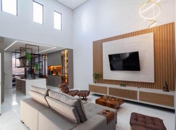 Casa · 242m² · 3 Quartos · 4 Vagas · Casa à Venda - Alípio de Melo, 3 Quartos, 242 m2