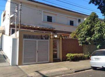 Casa · 201m² · 5 Quartos · 1 Vaga · Casa para venda em Centro de 201.00m² com 5 Quartos, 3 Suites e 1 Garagem