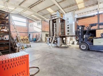 Comercial · 500m² · 12 Vagas · Galpão / Depósito / Armazém para venda em Cidade Industrial de 500.00m² com 12 Garagens