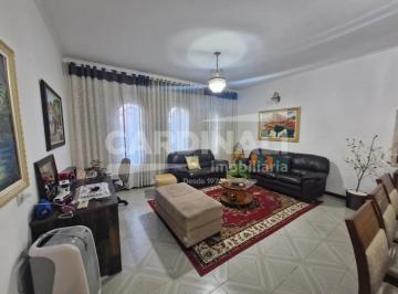 Casa · 180m² · 3 Quartos · 2 Vagas · Casa para venda em Parque Santa Felícia Jardim de 180.00m² com 3 Quartos, 1 Suite e 2 Garagens
