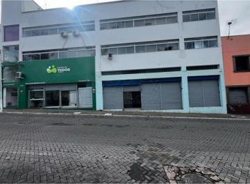 Comercial · 71m² · 8 Quartos · Imóvel Comercial para alugar em Centro de 71.00m² com 8 Quartos e 4 Suites