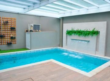 Casa · 228m² · 3 Quartos · 2 Vagas · Sobrado para venda em Santa Felicidade de 228.00m² com 3 Quartos, 3 Suites e 2 Garagens