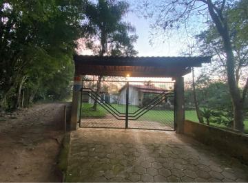 Terreno · 4000m² · 3 Quartos · 10 Vagas · Chácara para venda em Centro de 4000.00m² com 3 Quartos e 10 Garagens