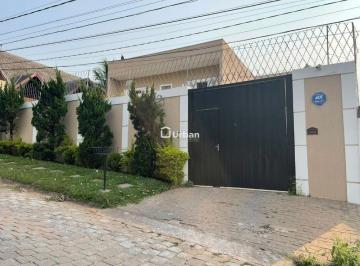 Casa · 210m² · 3 Quartos · 6 Vagas · Casa para venda em Gramado de 210.00m² com 3 Quartos, 2 Suites e 6 Garagens