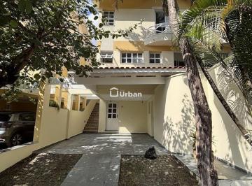 Casa · 181m² · 3 Quartos · 2 Vagas · Casa de Condomínio para venda em Granja Viana de 181.00m² com 3 Quartos, 1 Suite e 2 Garagens