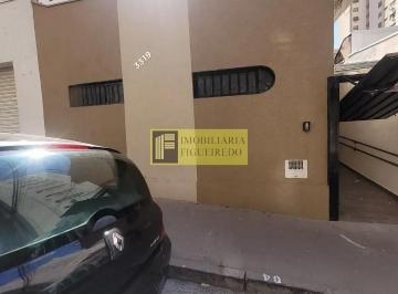 Casa · 100m² · 1 Quarto · 2 Vagas · Casa para alugar em Centro de 100.00m² com 1 Quarto e 2 Garagens