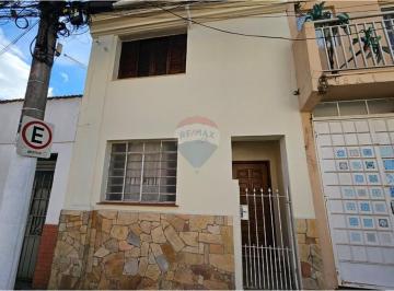 Casa · 117m² · 2 Quartos · Casa para venda em Centro de 117.00m² com 2 Quartos