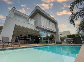 Casa · 311m² · 5 Quartos · 4 Vagas · Casa de Condomínio para venda em Alphaville de 311.00m² com 5 Quartos, 4 Suites e 4 Garagens