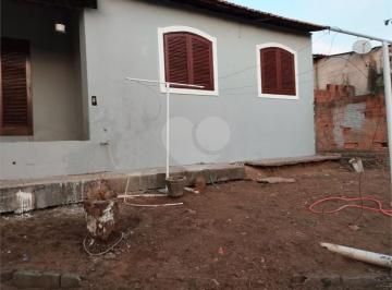 Casa · 121m² · 2 Quartos · 1 Vaga · Casa para venda em Ivoturucaia de 121.00m² com 2 Quartos e 1 Garagem