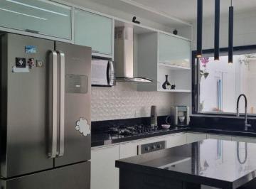 Casa · 128m² · 3 Quartos · 4 Vagas · Sobrado para venda em Chácara Cruzeiro Do Sul de 128.00m² com 3 Quartos, 1 Suite e 4 Garagens