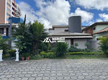 Comercial · 210m² · 3 Quartos · 2 Vagas · Prédio Comercial para alugar em Candeias de 210.00m² com 3 Quartos e 2 Garagens