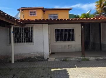 Casa 3 Quartos à VENDA CENTRO de Lauro de Freitas · Casa 3 Quartos à VENDA CENTRO de Lauro de Freitas