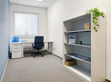 Foto número 1 · Uso de escritório privado sob demanda na Open Office Niteroi, Open Office Centro