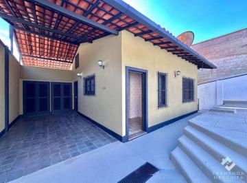 Imagem 1 · Casa para venda em Pimenteiras, Teresópolis