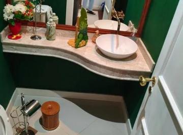 Imagem 1 · Casa para venda em Samambaia, Petrópolis